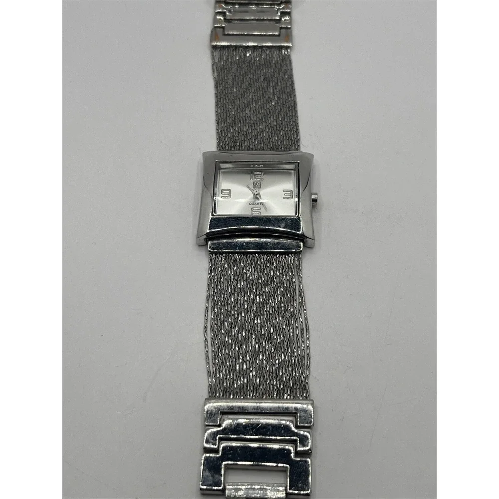 NY&C Quartz Women's Watch‎ Silver Tone Bracelet Band - New Battery